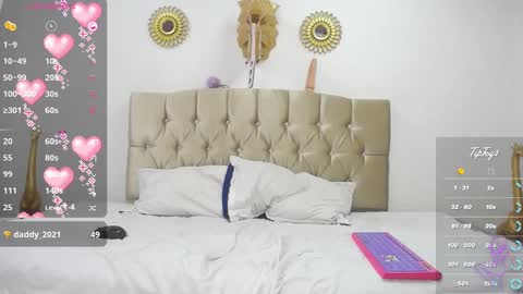 Sophia online show from February 17, 2025, 9:52 pm