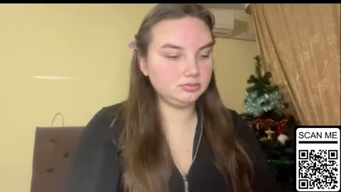 Mila online show from January 18, 2026, 5:06 pm