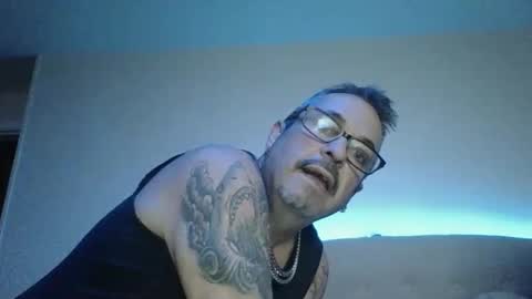 DreamyCouple01 online show from April 11, 2026, 4:06 am