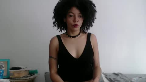 DreamyLatina online show from December 19, 2024, 12:56 pm
