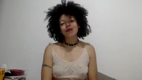 DreamyLatina online show from February 8, 2025, 1:22 am