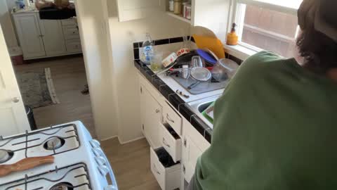 RIRI OR DREAMY online show from January 7, 2025, 6:24 pm