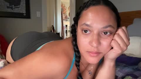 RIRI OR DREAMY online show from January 23, 2025, 12:35 am