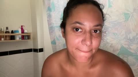 RIRI OR DREAMY online show from September 9, 2025, 8:19 pm