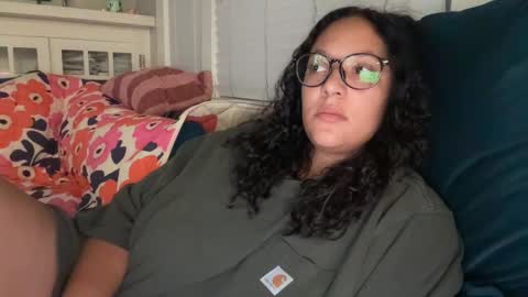 RIRI OR DREAMY online show from October 2, 2025, 4:30 am