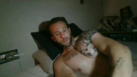 Snapshot of drewvlc chatting on June 9, 2026, 10:43 pm drewvlc online show from June 9, 2026, 10:43 pm