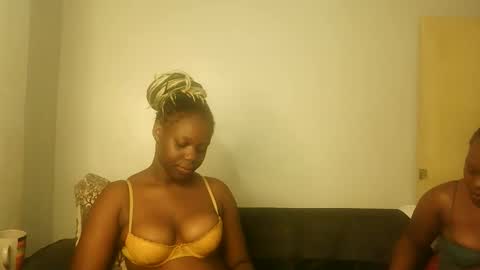 Snapshot of drip_doll_ chatting on May 23, 2026, 11:42 pm Kimberly online show from May 23, 2026, 11:42 pm