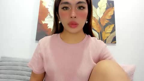 Snapshot of dripqueenxoxo chatting on May 7, 2026, 10:53 am miss. Erika online show from May 7, 2026, 10:53 am