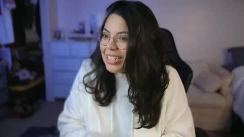 Drizzypeach602 online show from January 15, 2025, 8:30 am