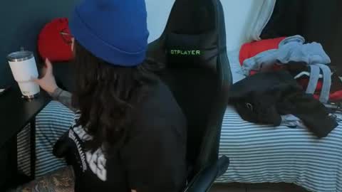 Drizzypeach602 online show from March 13, 2026, 6:31 am