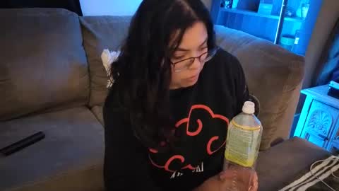 Drizzypeach602 online show from May 7, 2026, 5:13 am