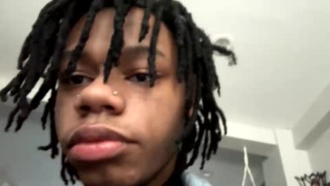 Snapshot of droddick chatting on March 18, 2026, 12:52 pm droddick online show from March 18, 2026, 12:52 pm