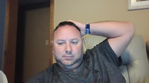 Snapshot of drow0909 chatting on October 1, 2025, 11:27 am Drow online show from October 1, 2025, 11:27 am