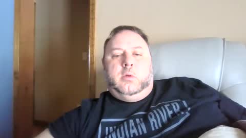 Snapshot of drow0909 chatting on March 6, 2026, 2:02 pm Drow online show from March 6, 2026, 2:02 pm