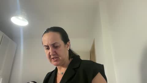 Dr. Resa online show from February 1, 2026, 10:41 pm