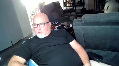 Snapshot of drthomaswayne chatting on August 8, 2026, 8:55 pm drthomaswayne online show from August 8, 2026, 8:55 pm