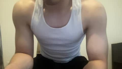 Snapshot of drveucrzy chatting on July 6, 2026, 9:28 pm driveucrzy online show from July 6, 2026, 9:28 pm