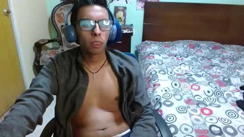 David online show from November 11, 2025, 2:33 am