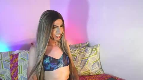 Snapshot of dual_seduction25 chatting on November 10, 2025, 1:48 am Juan Marulanda online show from November 10, 2025, 1:48 am