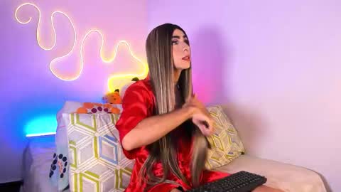 Snapshot of dual_seduction25 chatting on February 10, 2026, 12:48 am Juan Marulanda online show from February 10, 2026, 12:48 am