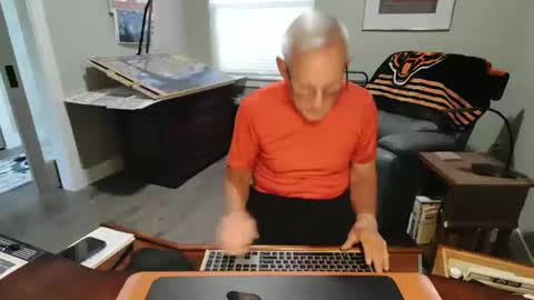 DublNikl online show from October 10, 2025, 8:30 pm