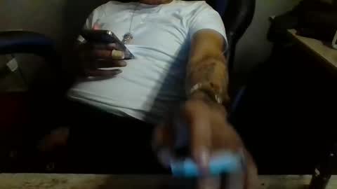 dubz07 online show from October 24, 2025, 8:11 am