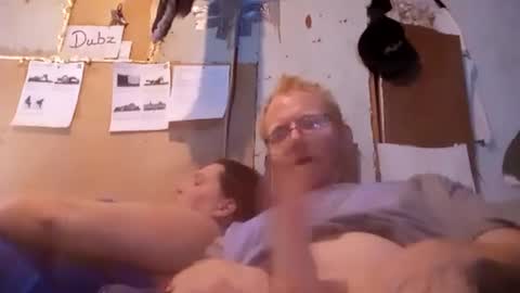 DubzIsMaster6969 online show from January 24, 2025, 4:28 pm
