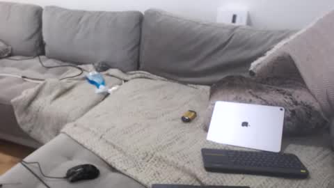 dudecuzbeo online show from March 9, 2025, 6:00 pm