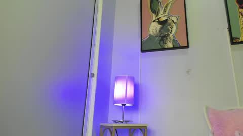 dulce__fiore07 online show from April 13, 2026, 12:32 pm