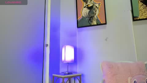 Snapshot of dulce__fiore07 chatting on May 6, 2026, 11:59 am dulce__fiore07 online show from May 6, 2026, 11:59 am