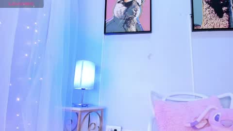 Snapshot of dulce__fiore07 chatting on May 16, 2026, 12:04 pm dulce__fiore07 online show from May 16, 2026, 12:04 pm