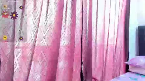 Dulce  online show from February 19, 2025, 4:33 pm