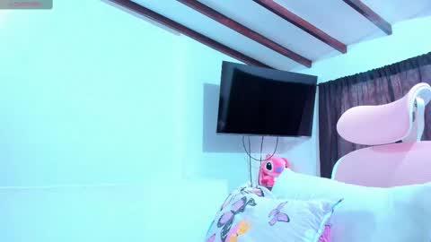 Dulce  online show from February 26, 2025, 10:31 pm