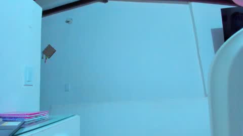 Dulce  online show from March 4, 2025, 3:37 pm