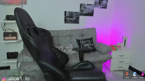  ALICE  online show from January 14, 2025, 1:38 pm