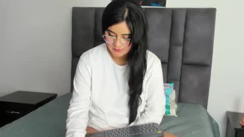 Dulce amg online show from February 15, 2025, 2:44 pm