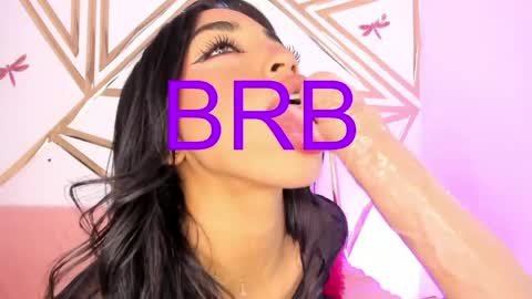 Snapshot of dulce_brown01 chatting on May 13, 2026, 12:02 pm Dulce online show from May 13, 2026, 12:02 pm