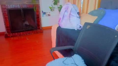 C E L E S T E  online show from April 1, 2026, 7:33 pm