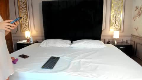 Dulce online show from March 23, 2026, 11:36 am