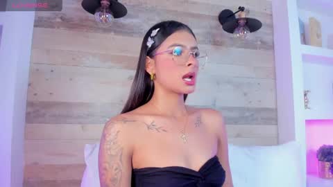 Snapshot of dulce_glow_ chatting on May 3, 2026, 2:50 am D U L C E online show from May 3, 2026, 2:50 am