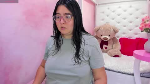 Dulce  online show from October 11, 2025, 11:42 am