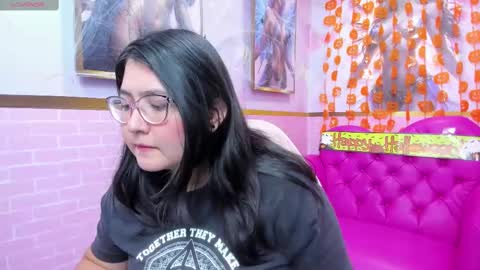 Dulce  online show from October 17, 2025, 11:57 am