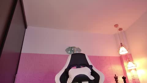 Snapshot of dulce_stormy chatting on March 5, 2026, 12:12 pm dulce_stormy online show from March 5, 2026, 12:12 pm