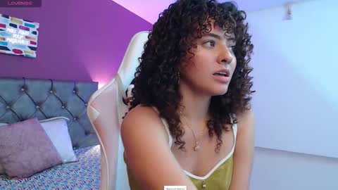 dulcee_gaby online show from October 13, 2025, 11:43 am