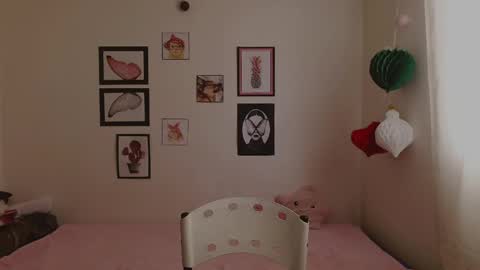 Dulce online show from May 5, 2026, 3:42 pm