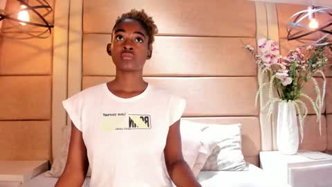 Dulce online show from March 27, 2026, 2:06 pm