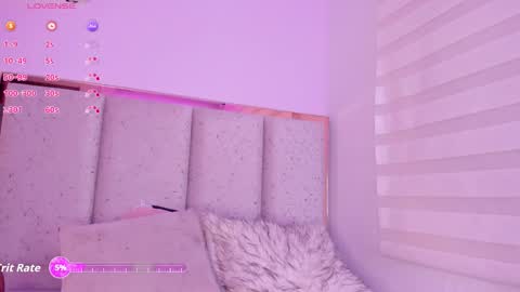 DULCE  online show from November 9, 2025, 2:32 am