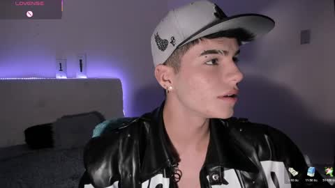 Dulcey online show from April 22, 2026, 10:50 am