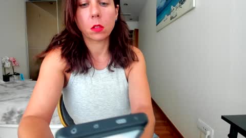 dulceyjohn online show from October 1, 2025, 9:48 am