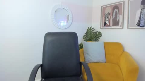 Dulce online show from March 7, 2025, 7:49 pm